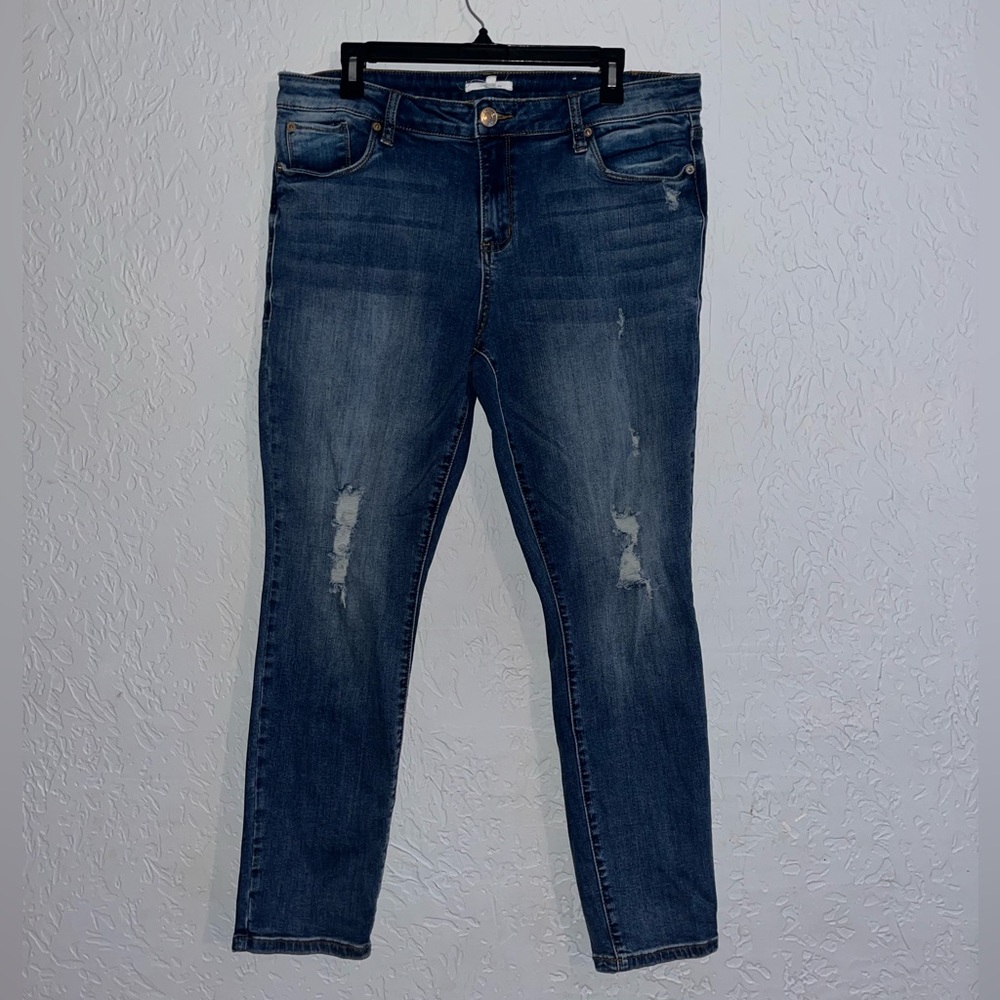 ✨Like New✨ STS Blue Ankle Length Skinny Jeans| 98% Cotton.